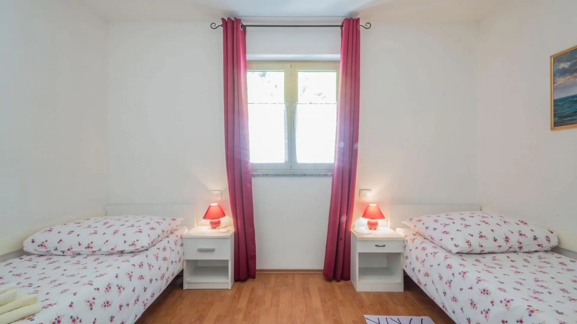Villa Dorijana, A Beachfront Holiday Home, Pets Welcome! Plomin 0*,