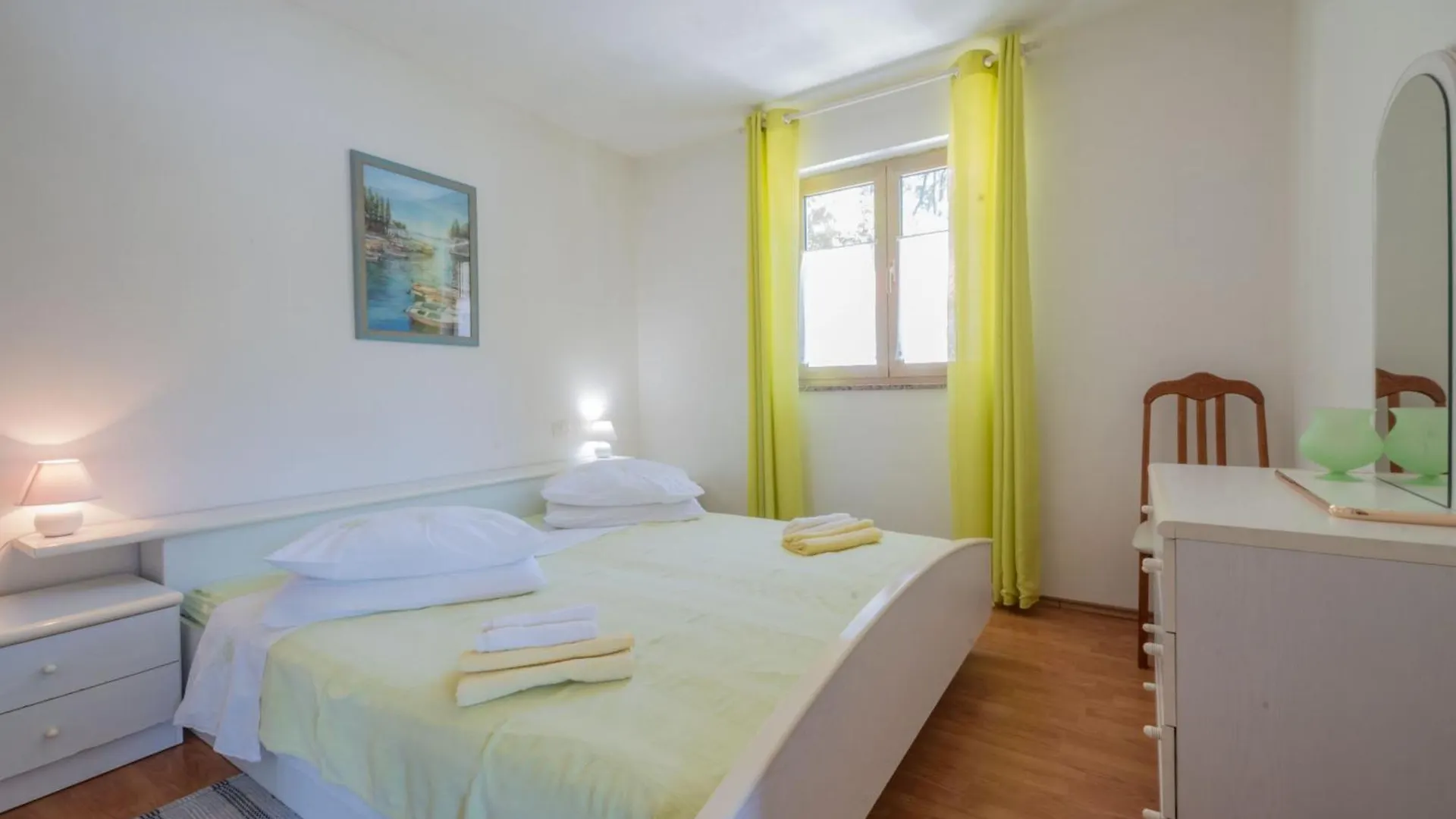 Villa Dorijana, A Beachfront Holiday Home, Pets Welcome! Plomin